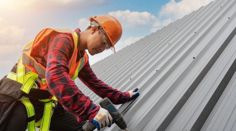 Professional metal roof installation in Thornton, TX